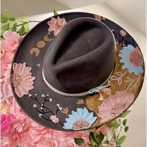 Hand painted hat, high relief.